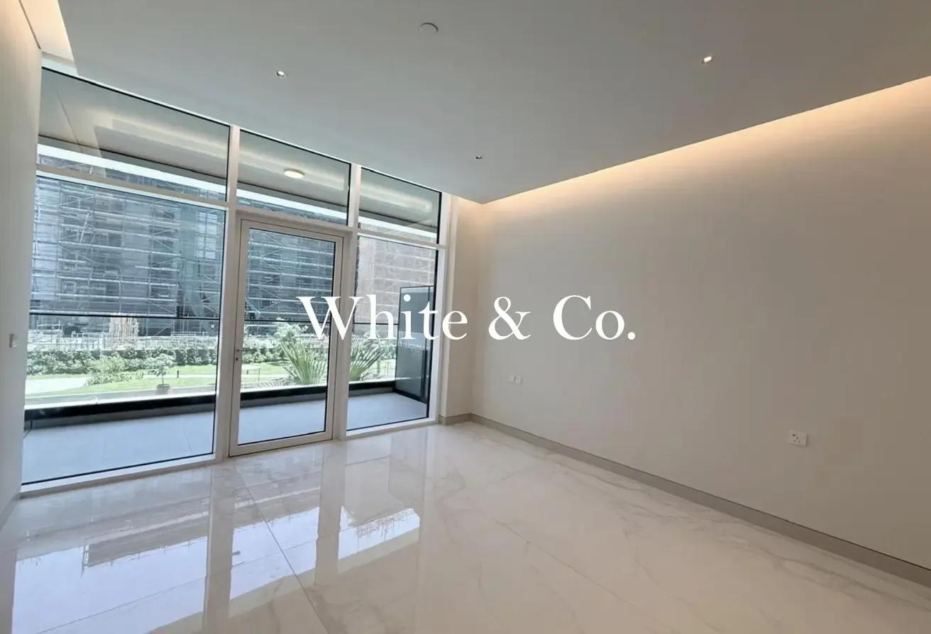 Pool View | Upgraded | Two Parking Spaces