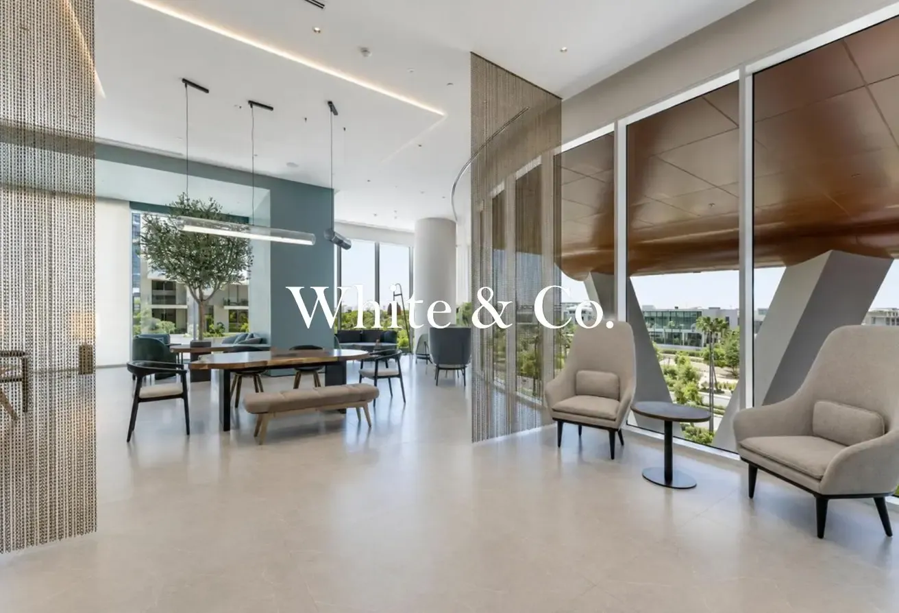 Pool View | Upgraded | Two Parking Spaces