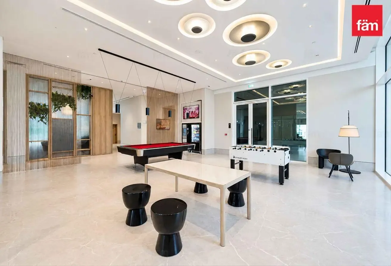 Luxury 2bdr | Golf Residences | Vacant Now