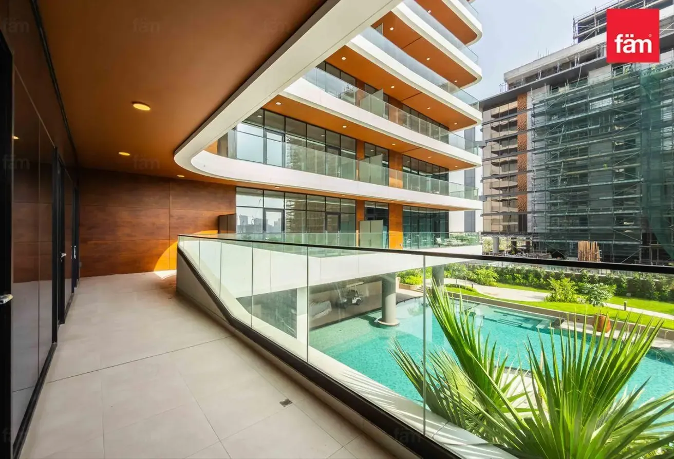 Luxury 2bdr | Golf Residences | Vacant Now
