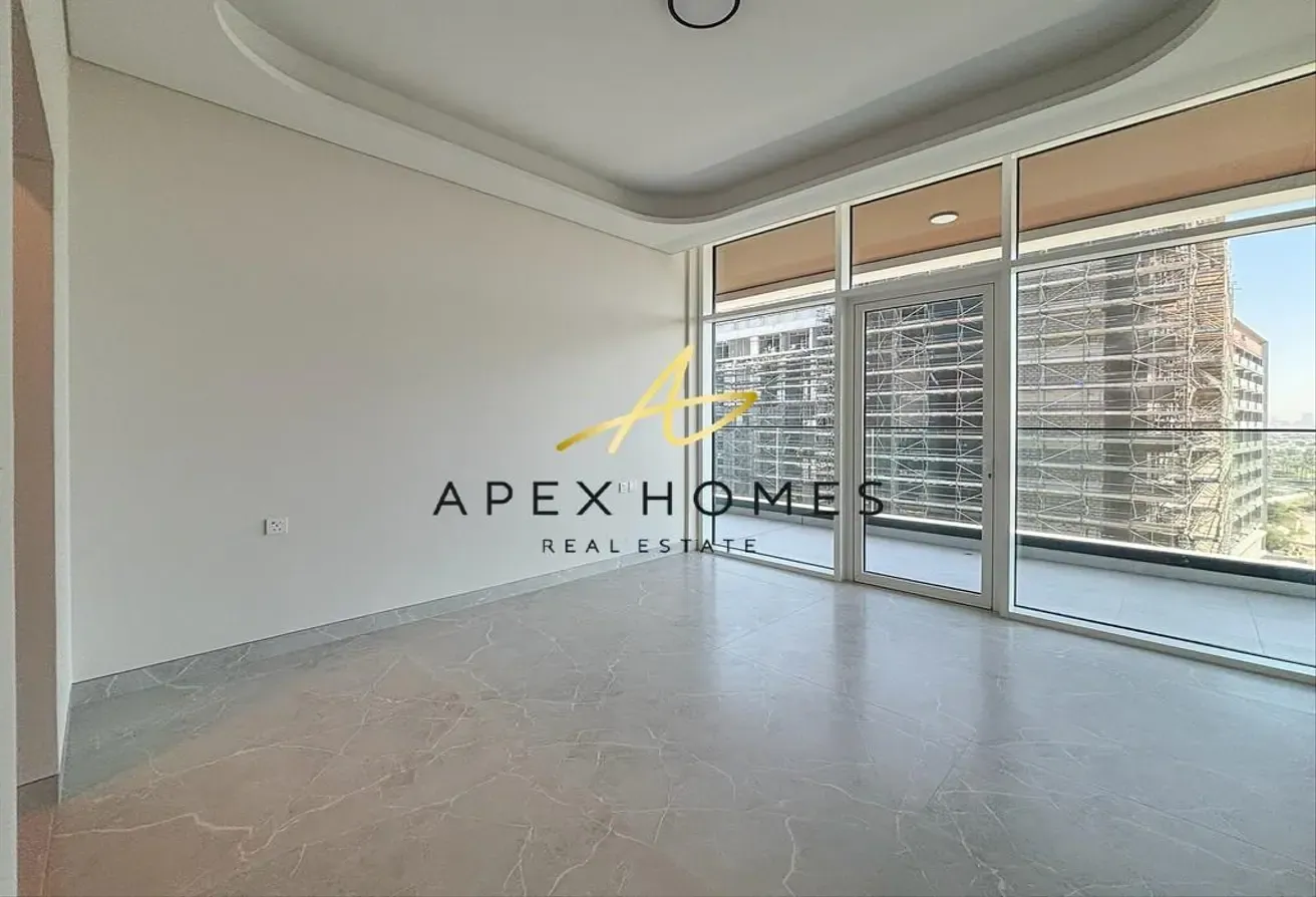 Corner Unit | Larger balcony | Ready To Move-In