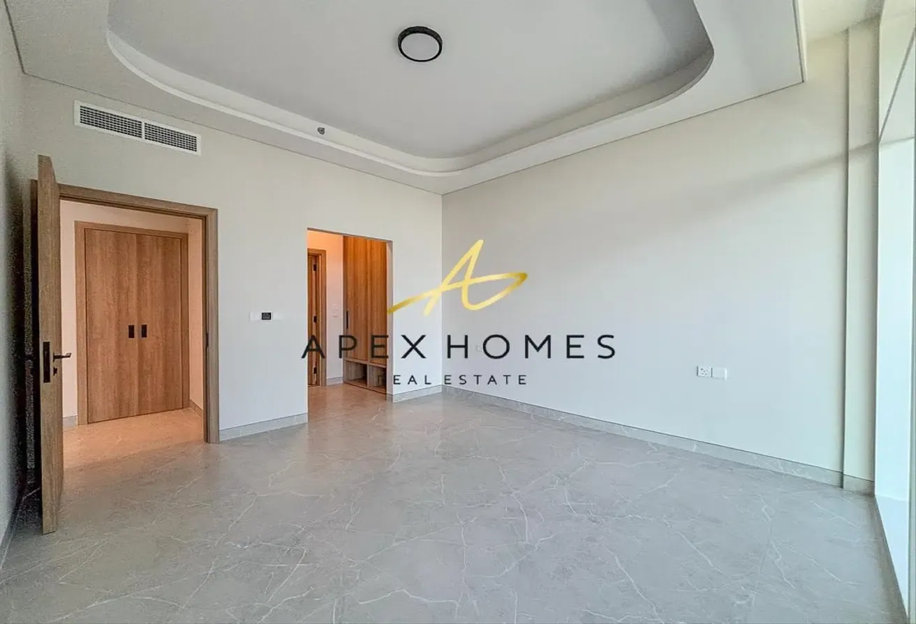 Corner Unit | Larger balcony | Ready To Move-In