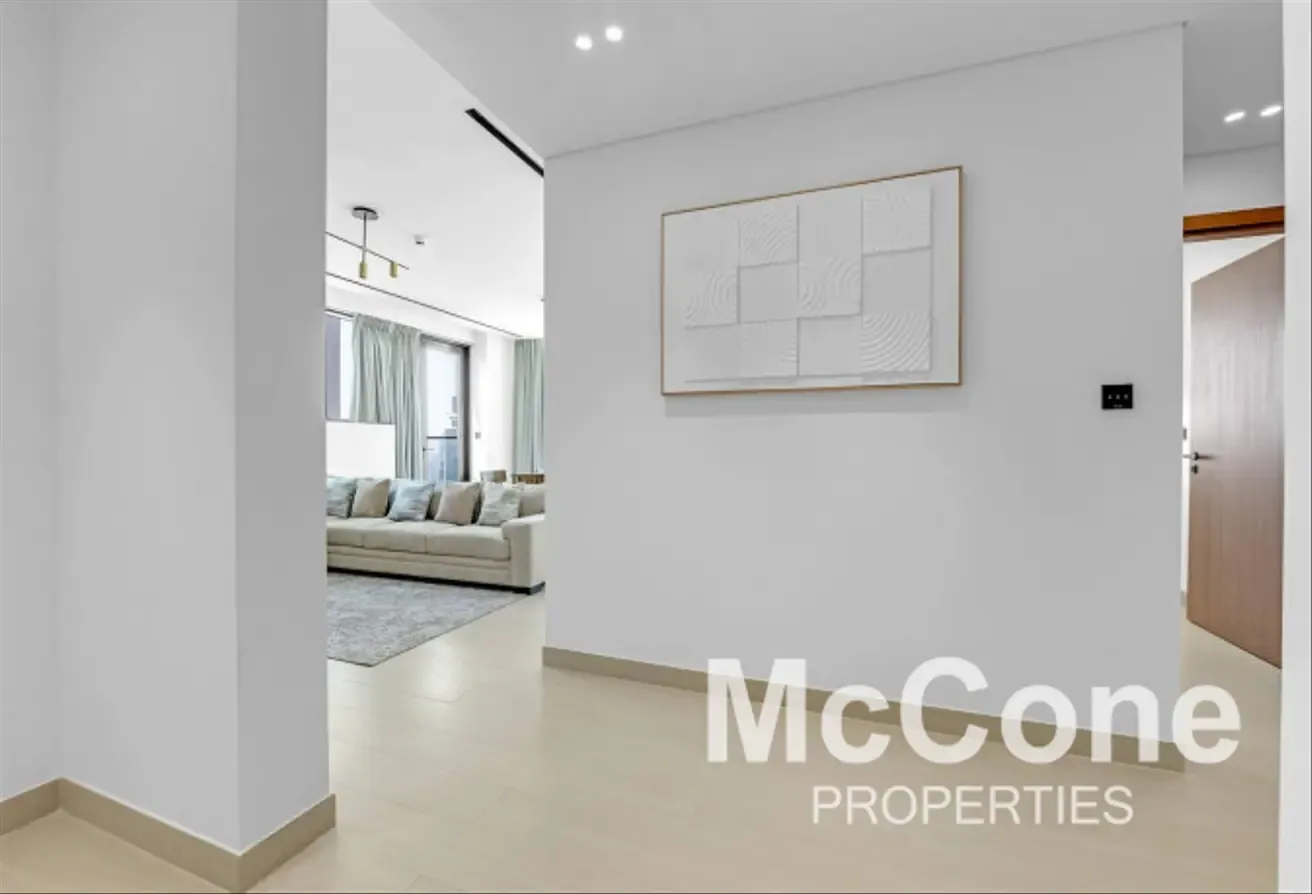 Fully furnished | High Floor | Spacious