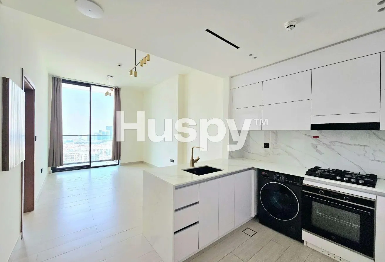 High Floor | Vacant | Semi Furnished