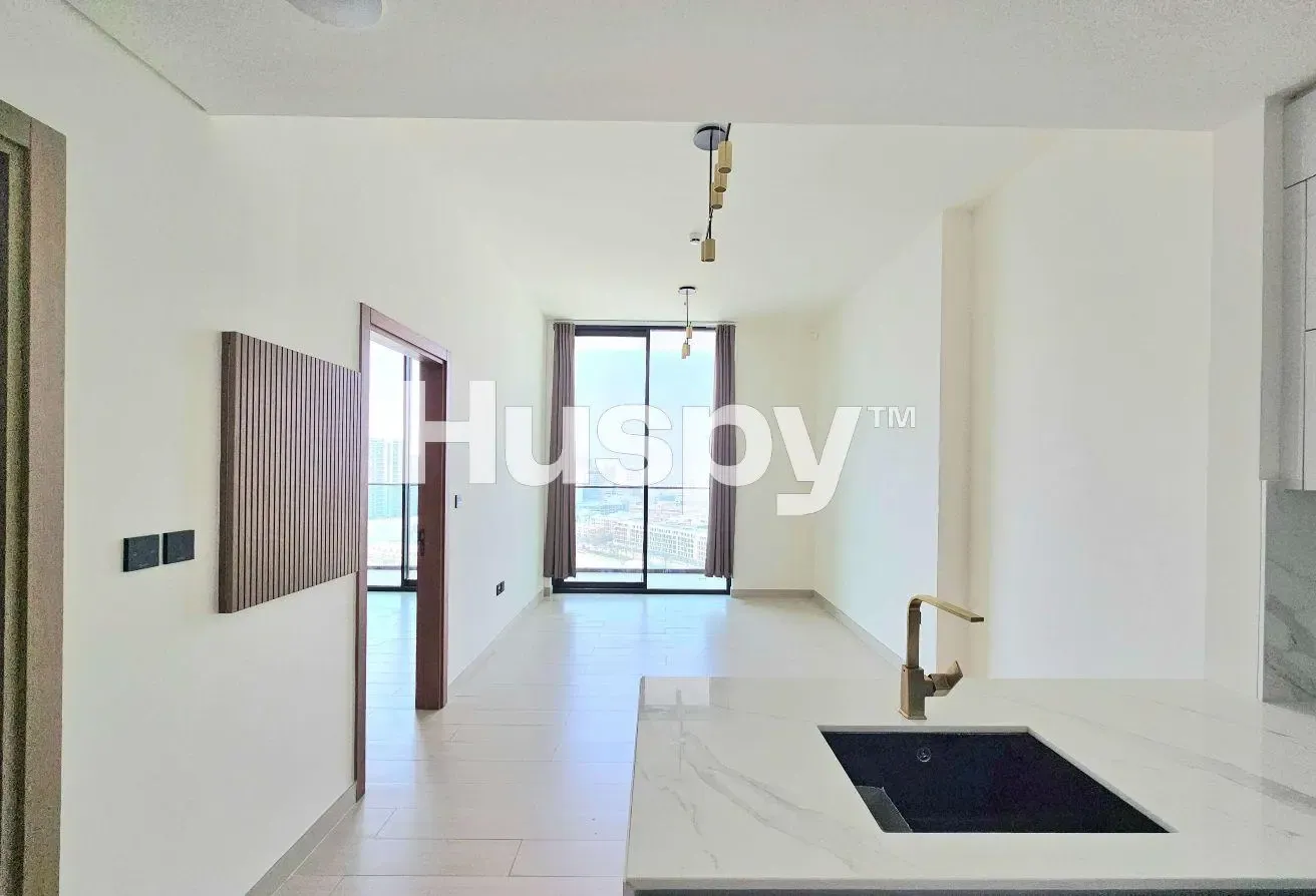 High Floor | Vacant | Semi Furnished