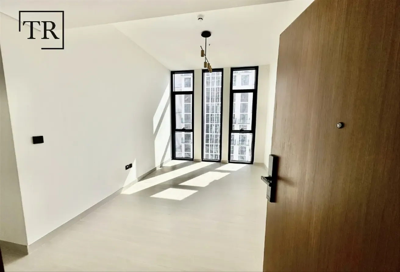 Spacious Layout |Premium Finishes| Prime Location