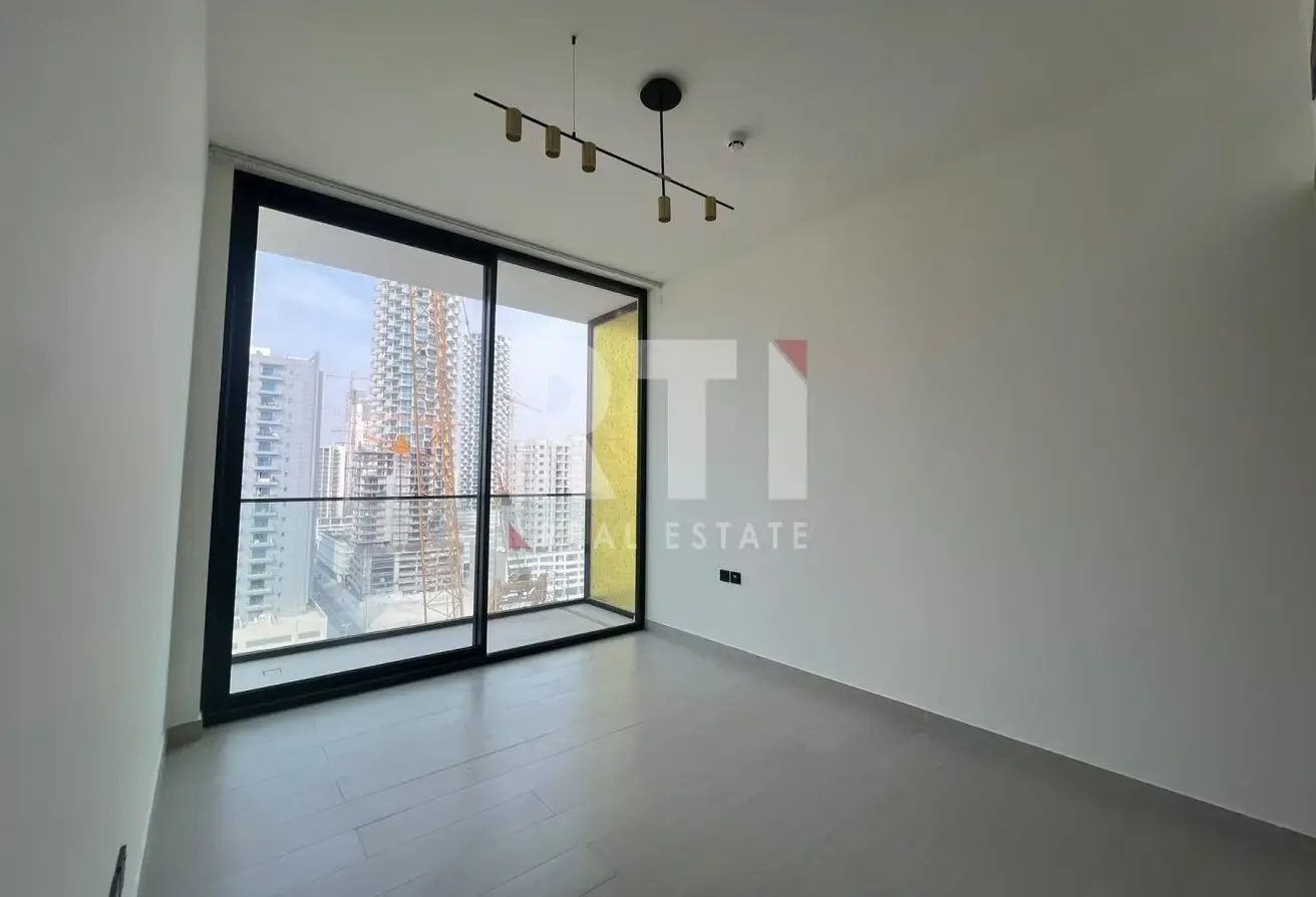 Spacious Brand New with Private Pool High Floor