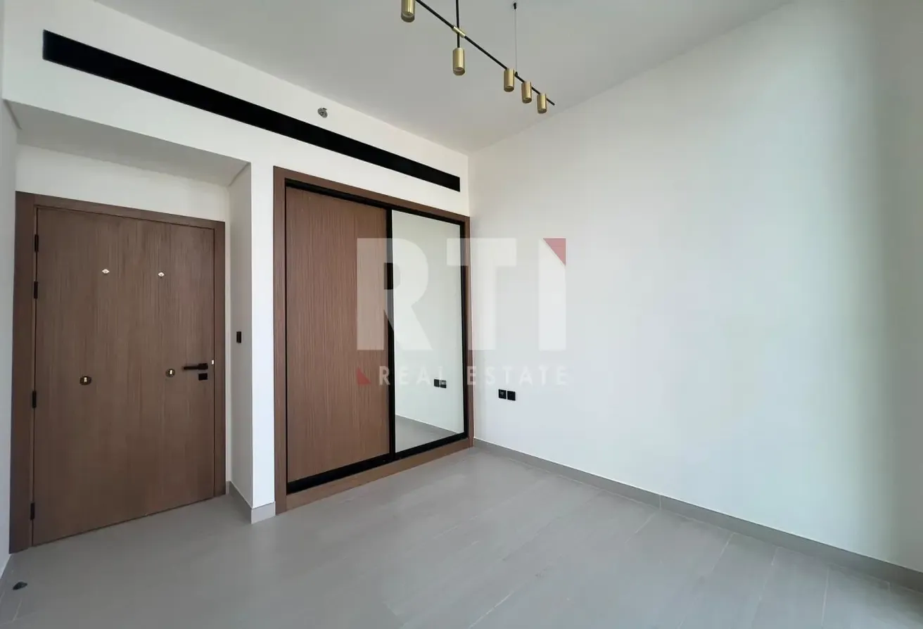 Spacious Brand New with Private Pool High Floor