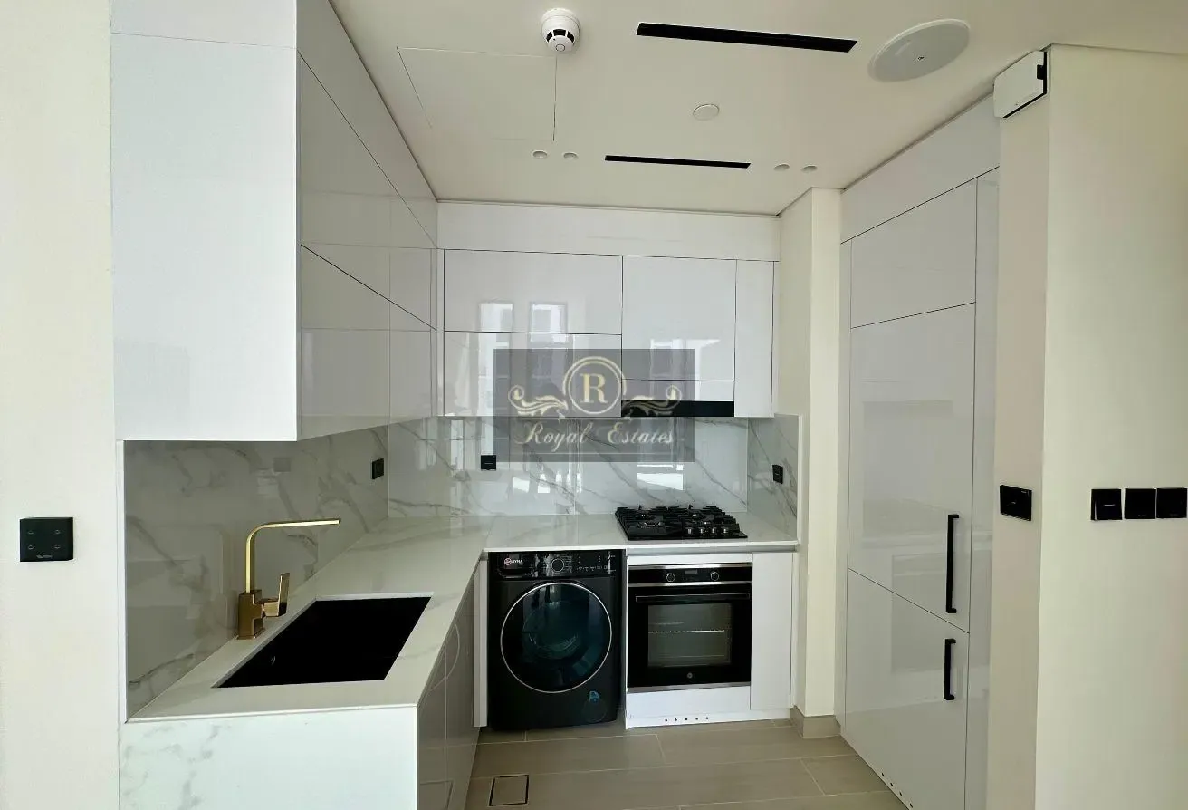 High Floor | Negotiable Price | Ready to move
