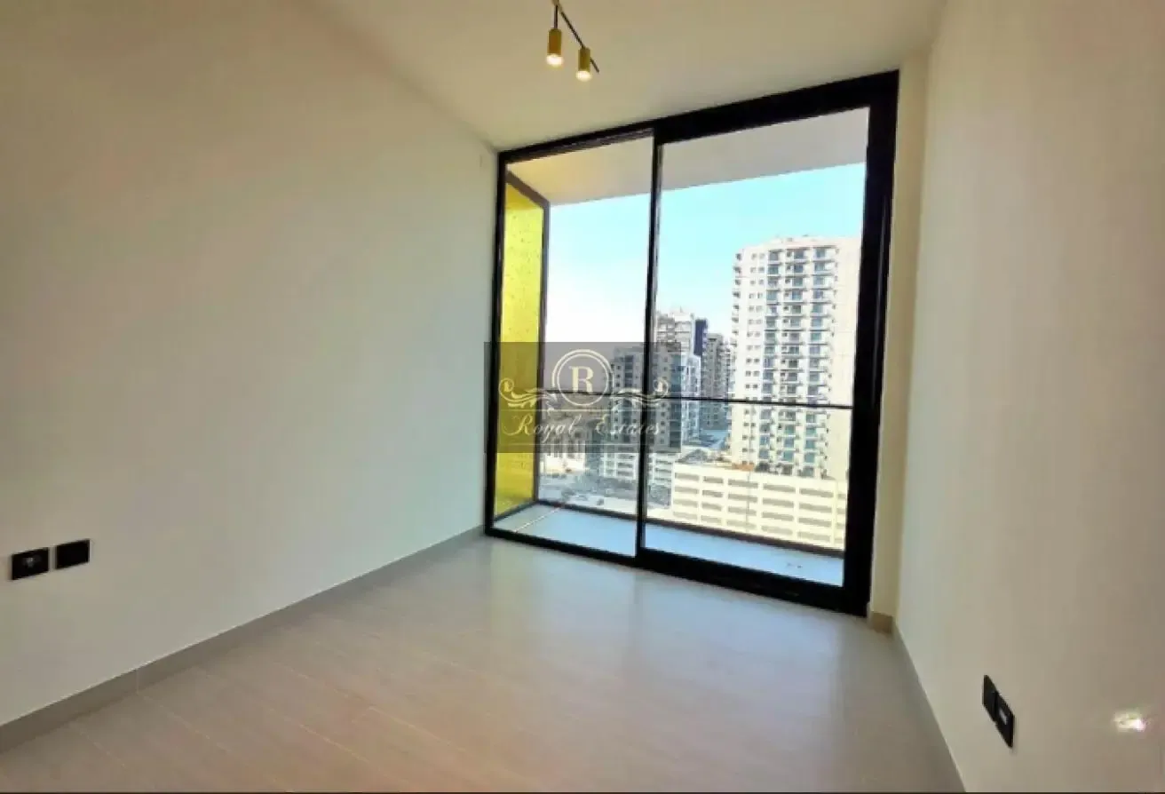 High Floor | Negotiable Price | Ready to move
