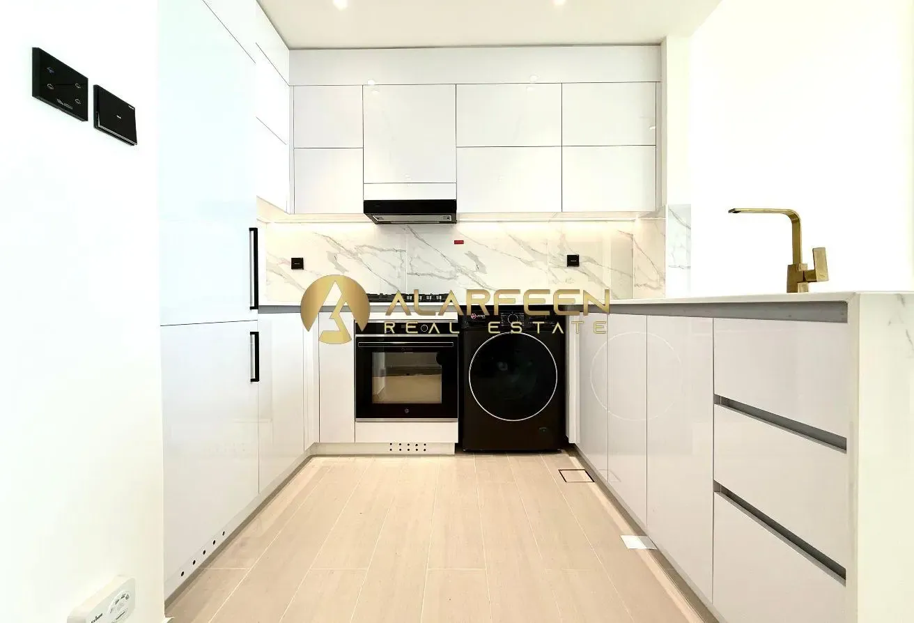 Kitchen Appliances | Bright Layout | Best Price