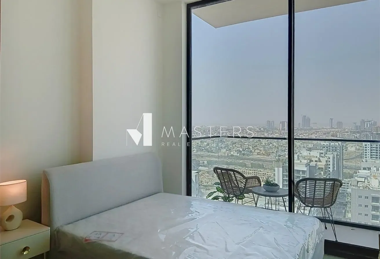 Studio| High Floor | Read To Move-in | City View