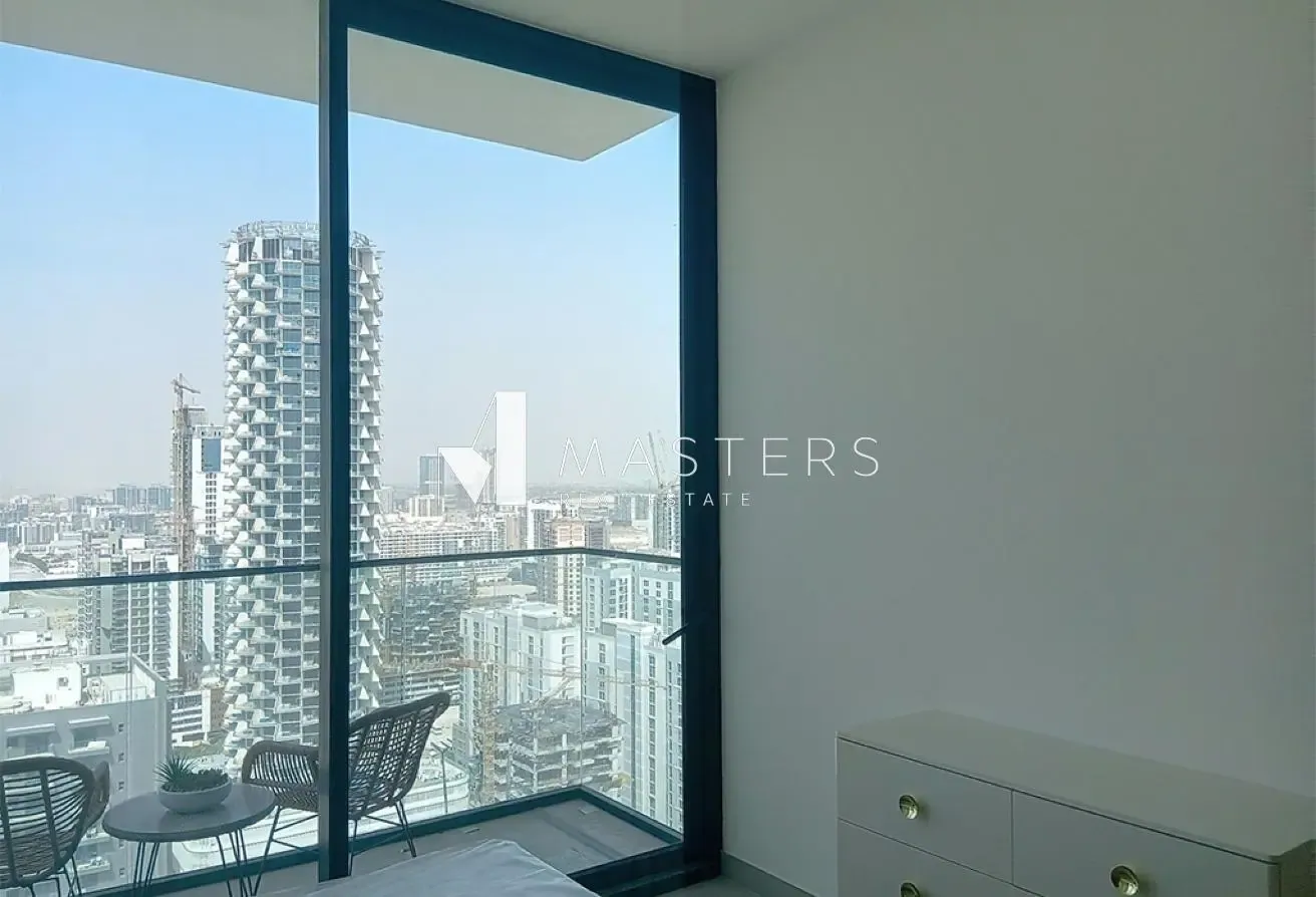 Studio| High Floor | Read To Move-in | City View
