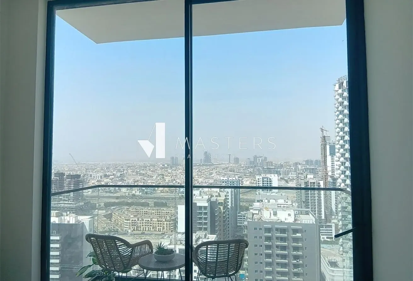 Studio| High Floor | Read To Move-in | City View