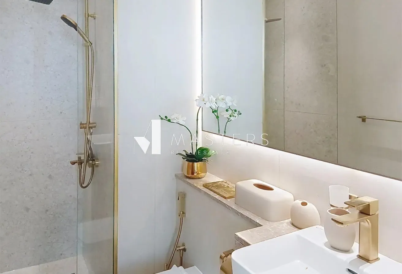Studio| High Floor | Read To Move-in | City View