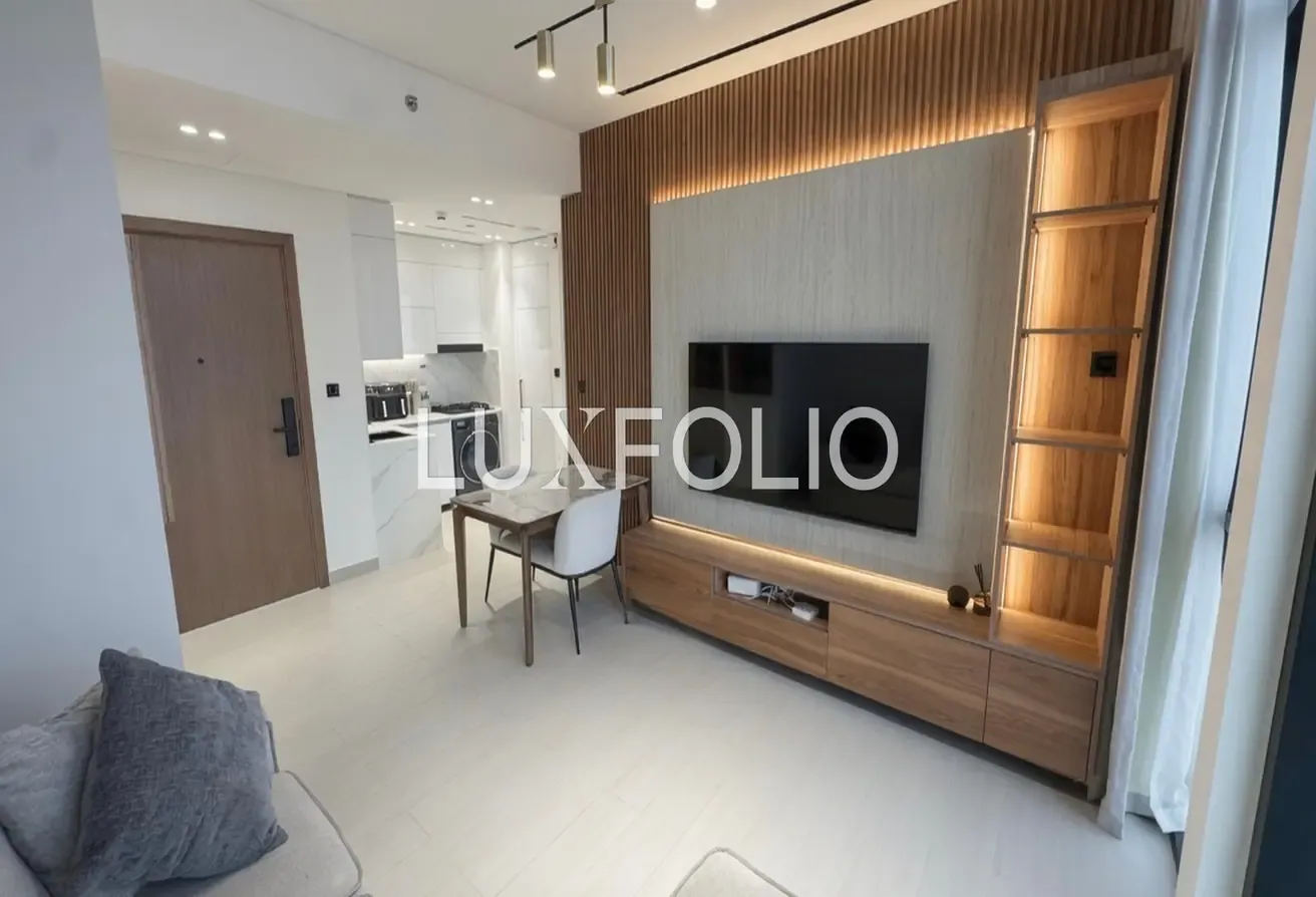 Fully Furnished | Upgraded | Dishwasher