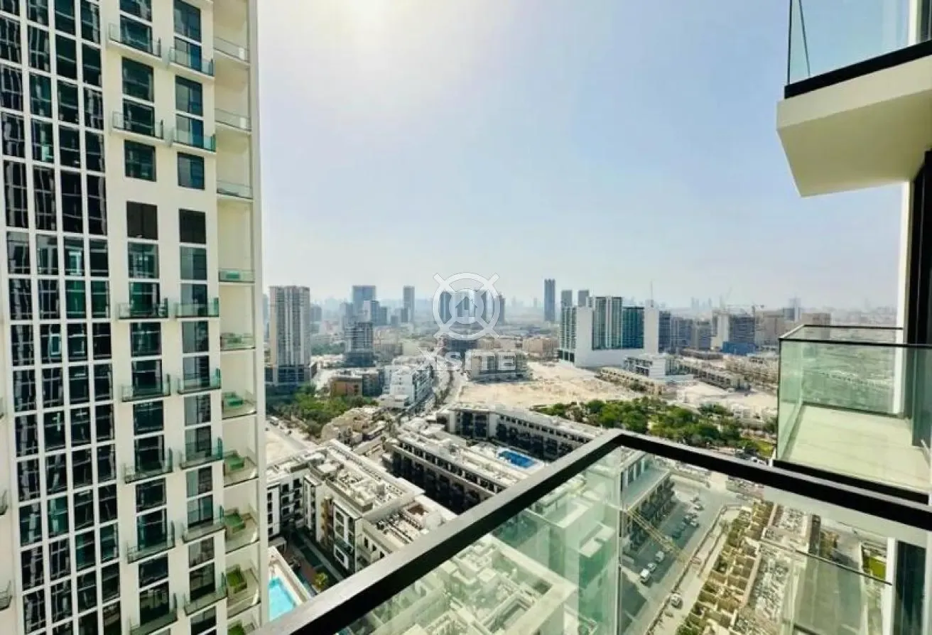 Spacious 1 BR | Fitted Kitchen|Prime Location