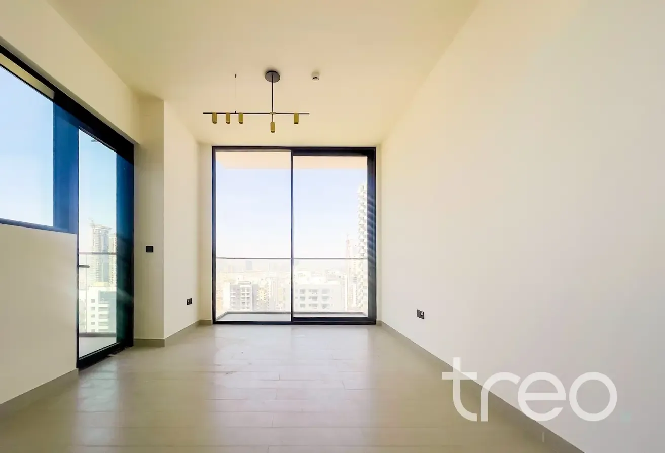 Amazing Views | Private Pool | Stylish
