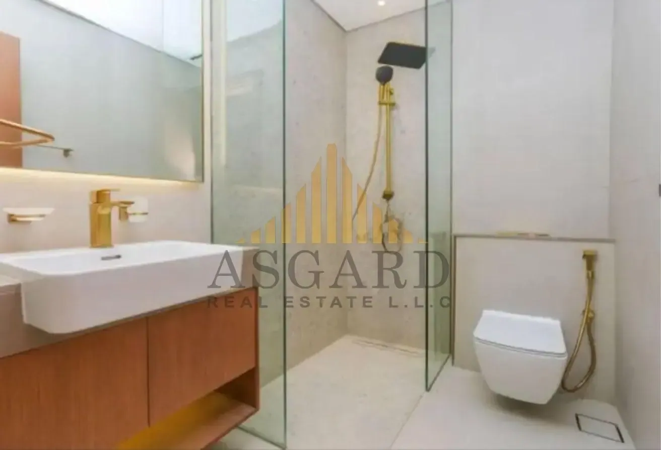 Spacious | Negotiable | Park View
