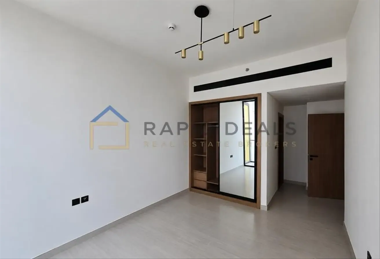 2BR Apartment with Private Pool - Vacant Unit