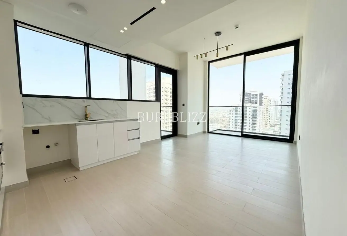 Premium 2BR Home | Private Jacuzzi | Park View