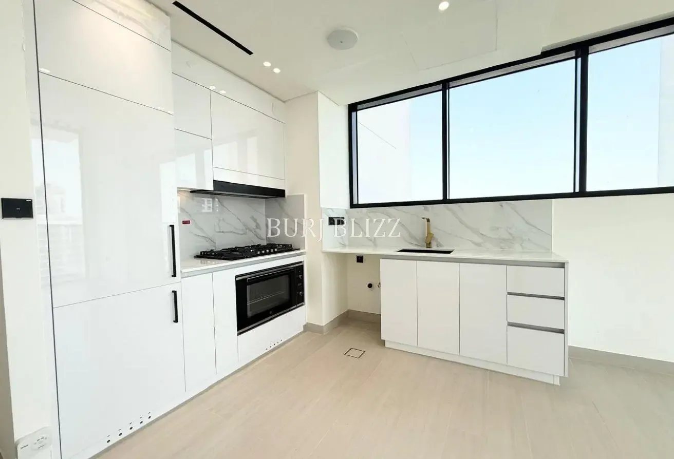 Premium 2BR Home | Private Jacuzzi | Park View
