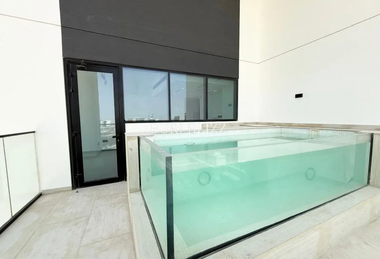 Premium 2BR Home | Private Jacuzzi | Park View