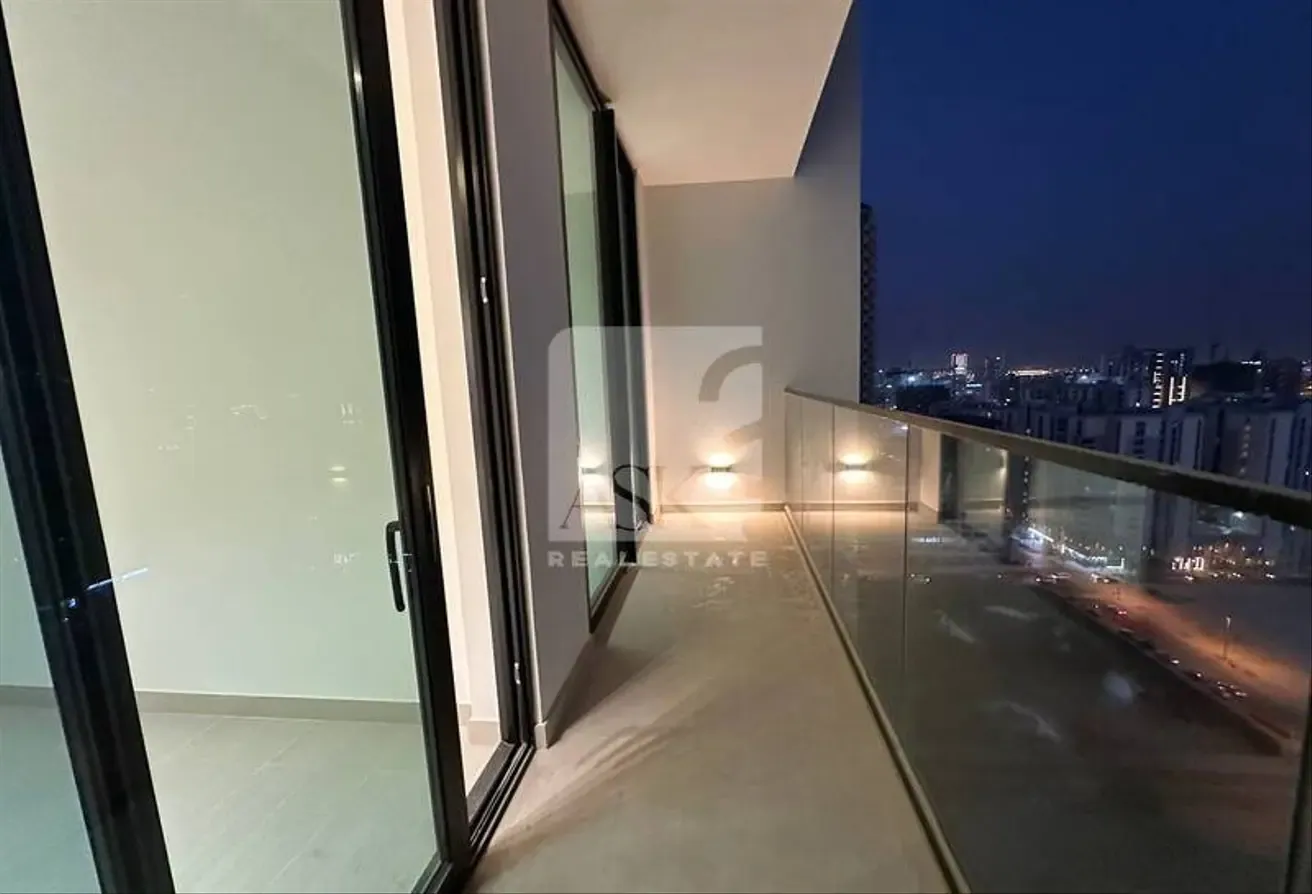 High-Floor 1BR | Furnished | Community View