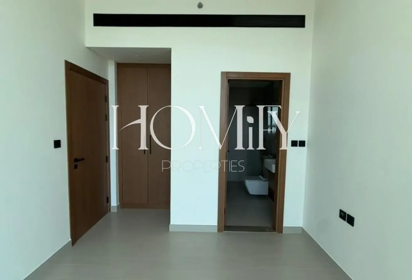 PRESTIGIOUS LOCATION | VACANT | SMART HOME