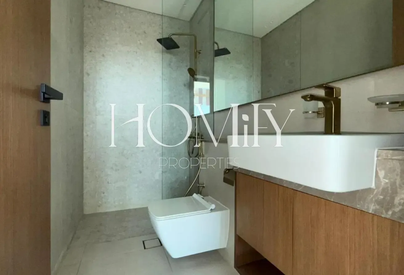 PRESTIGIOUS LOCATION | VACANT | SMART HOME
