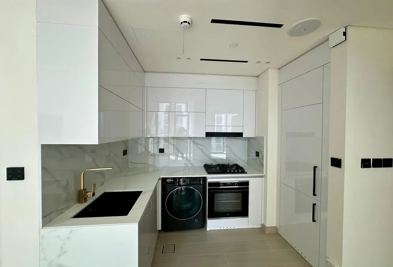 Luxury Apartment | Spacious | Availabe July 27