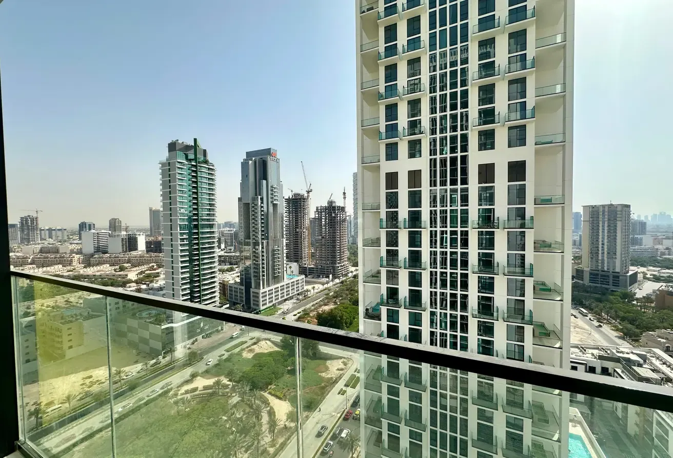 Luxury Apartment | Spacious | Availabe July 27