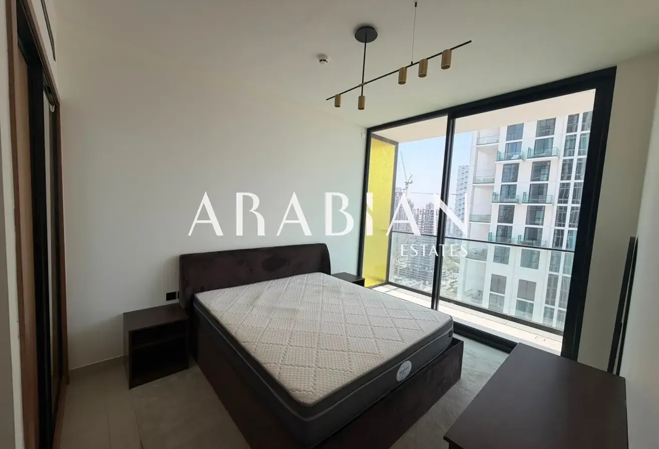 4 cheques | Vacant Now | Private Pool