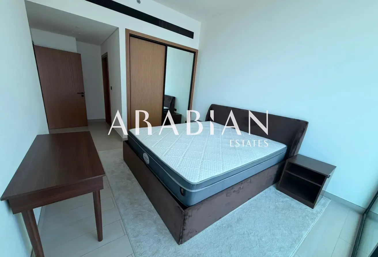 4 cheques | Vacant Now | Private Pool