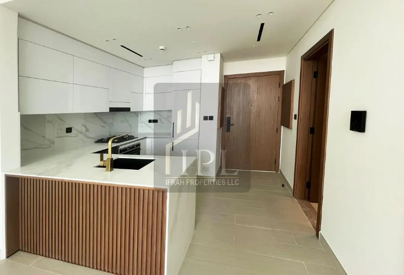 Luxury Apartment | Flexible Cheques | Unfurnished