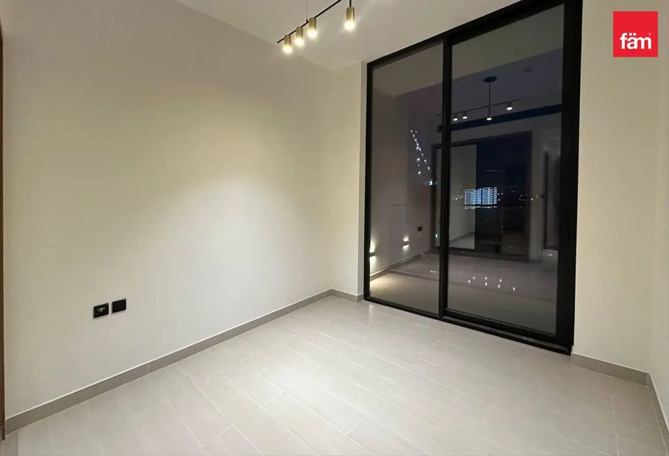Brand New | High Floor | Community View