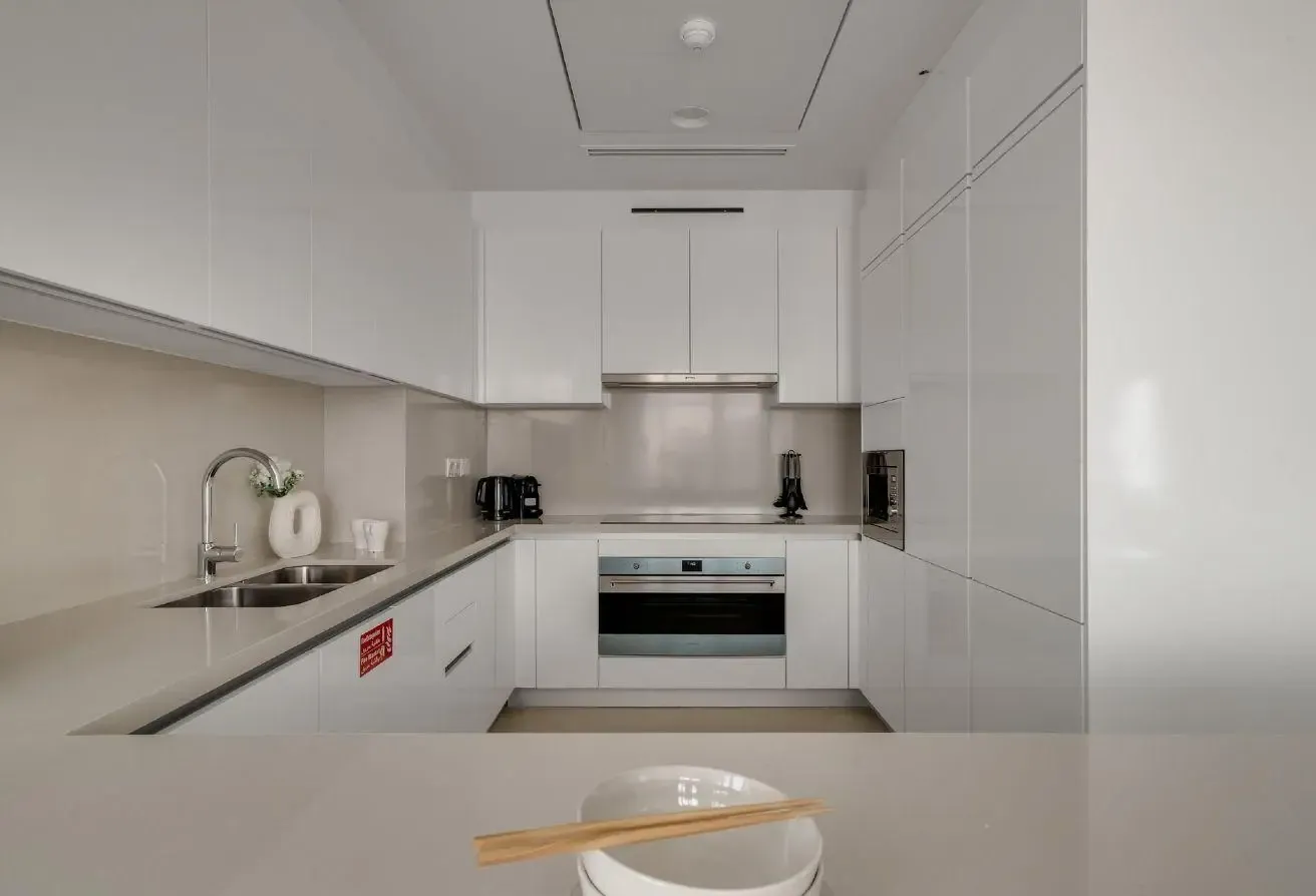 GuestReady - BurjKhalifa & Canal Views|2BR + Maids