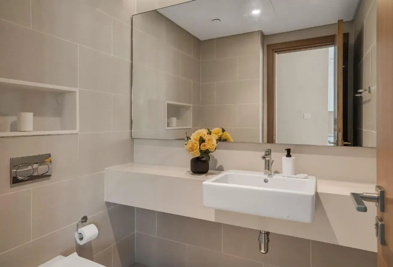 GuestReady - BurjKhalifa & Canal Views|2BR + Maids