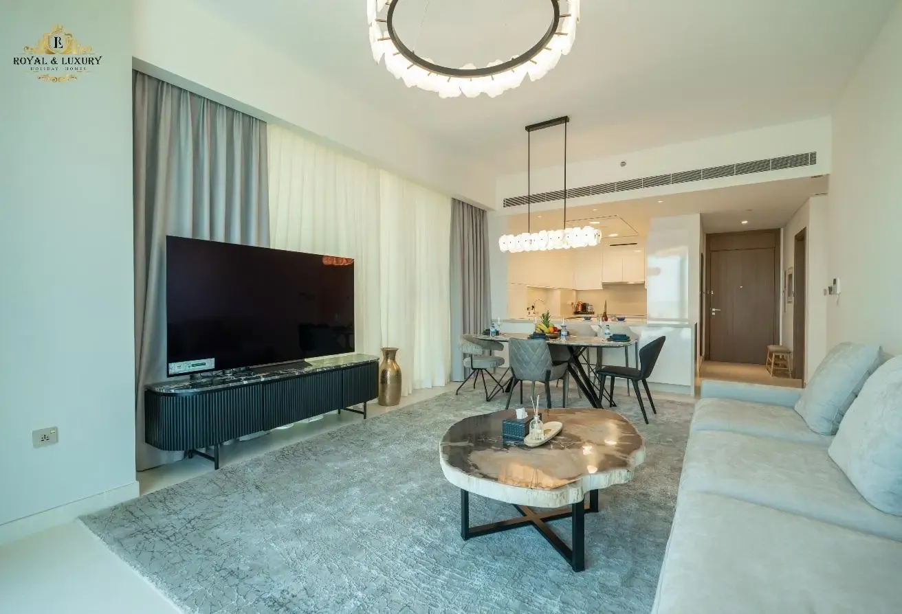 Luxury 2BR with Waterfront View | All Inclusive