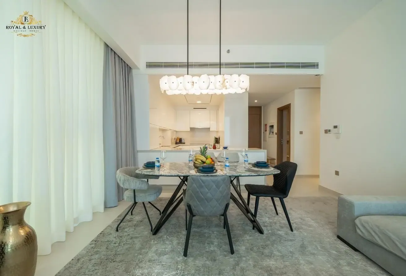 Luxury 2BR with Waterfront View | All Inclusive