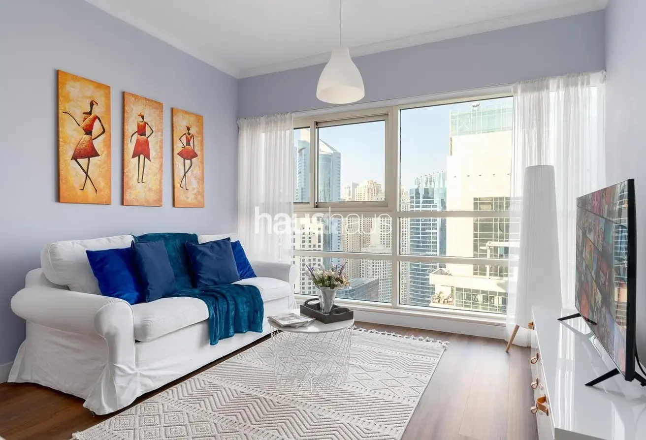 Waterfront | Nice Marina View | Vibrant