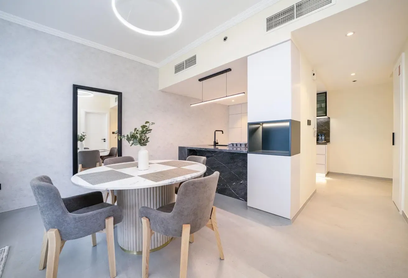 UPGRADED 1BR MARINA|ALL BILL INCL|  AVAILABLE NOW