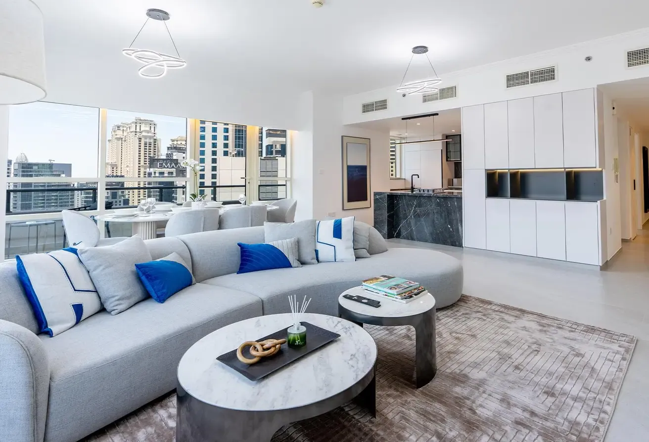 SMART HOME STYLISH UPGRADED 2BR MARINA AVAILABLE NOW