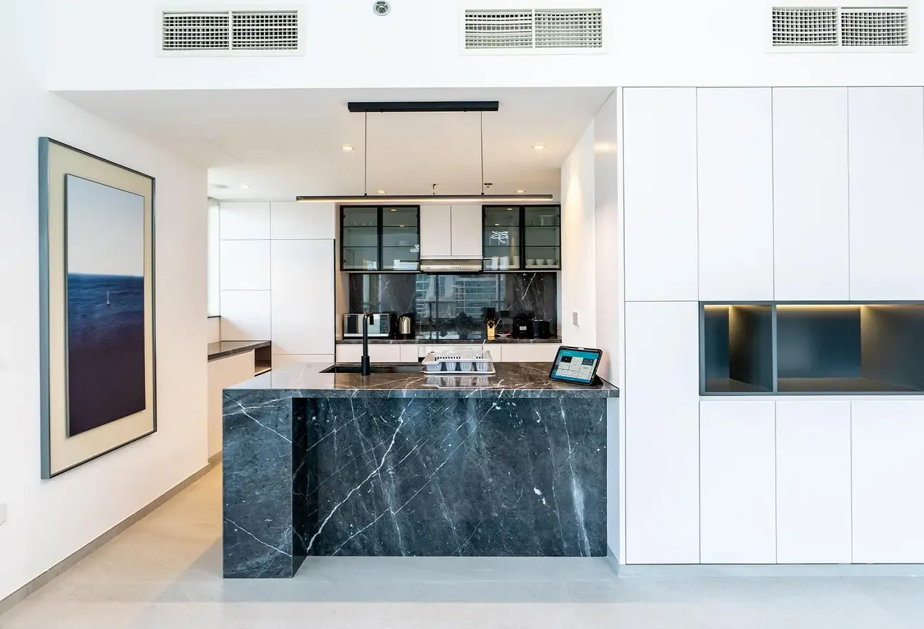 SMART HOME STYLISH  UPGRADED 2BR MARINA AVAILABLE NOW