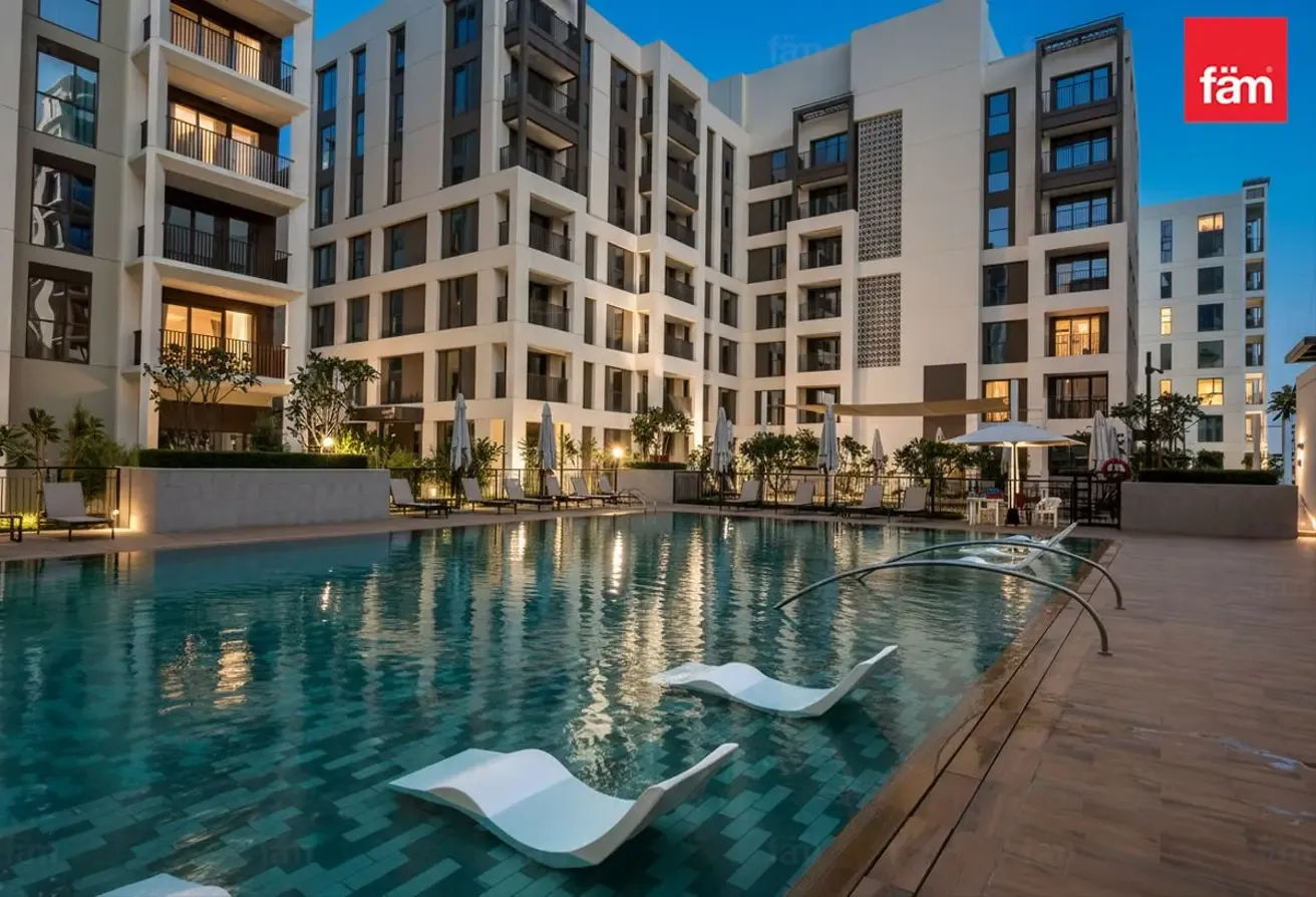 Ready to Move in | Spacious and Bright