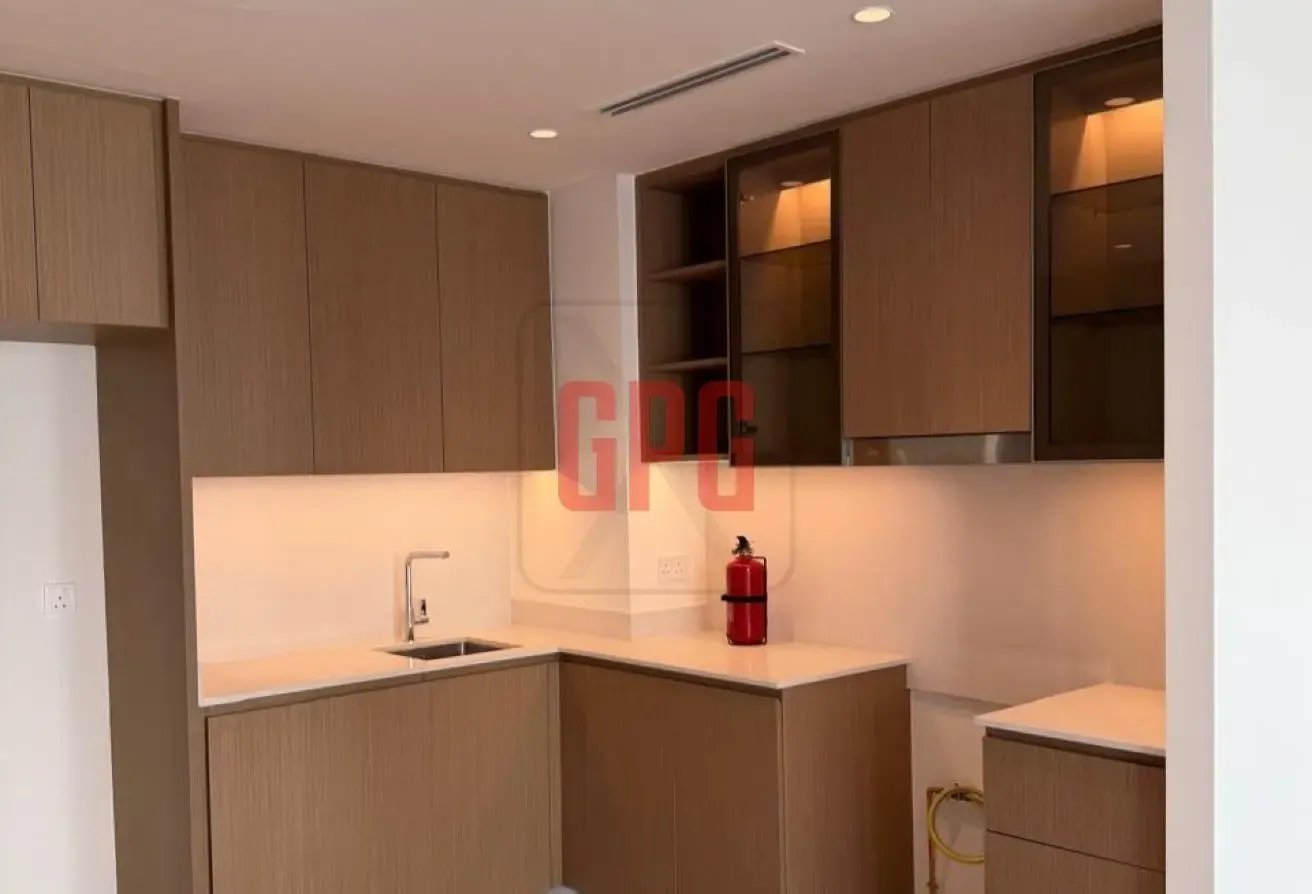 High Floor 1 BR Apartment in Dubai Creek Harbour
