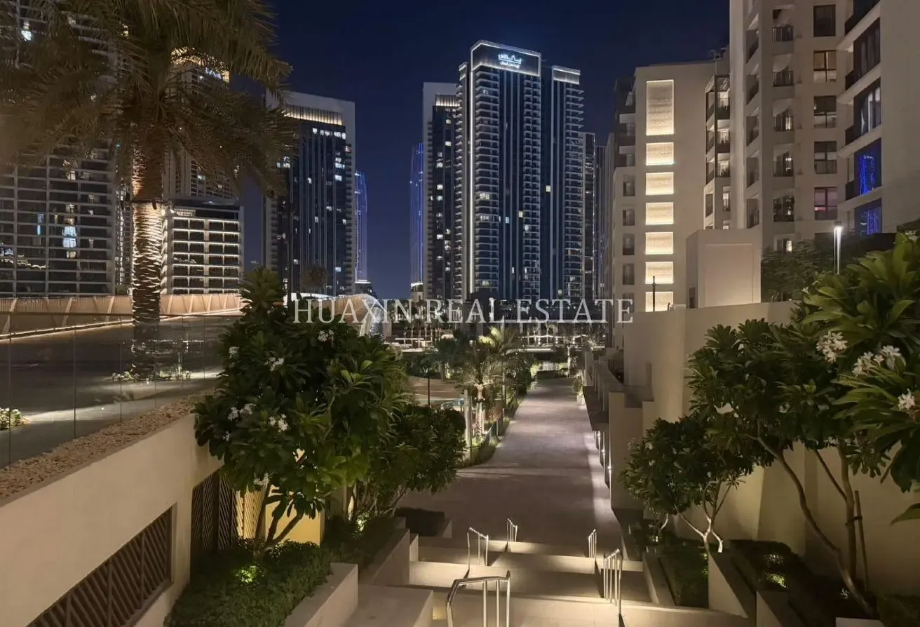 Beach Access| Brand New | Low Floor