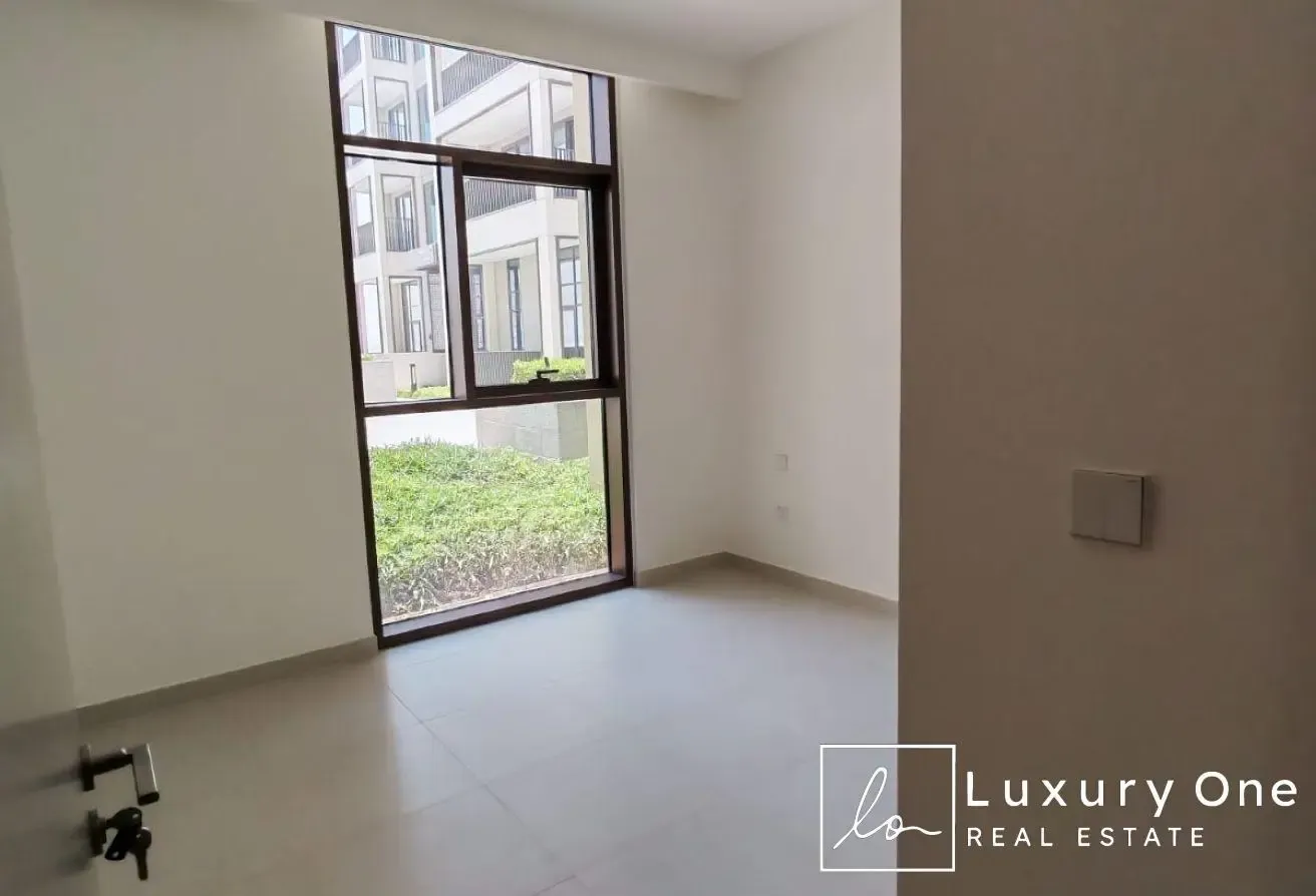Brand New | Contemporary Finish | Vacant