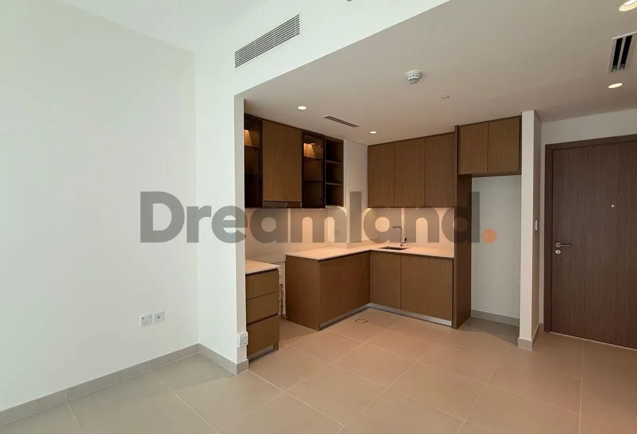 Brand New | Contemporary finish | Ready to move in