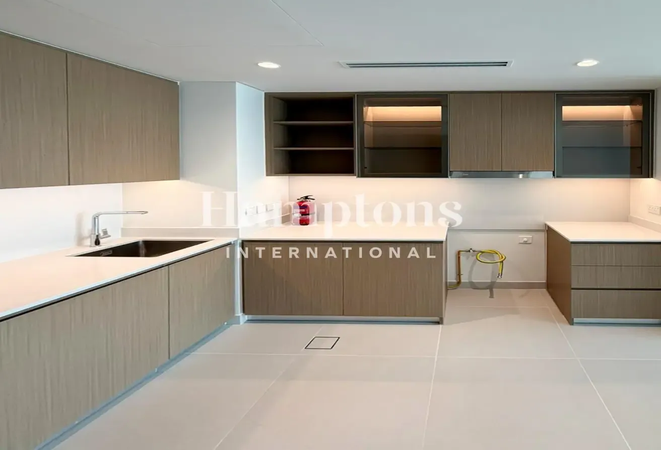 High Floor | Unfurnished | Newly Handed Over